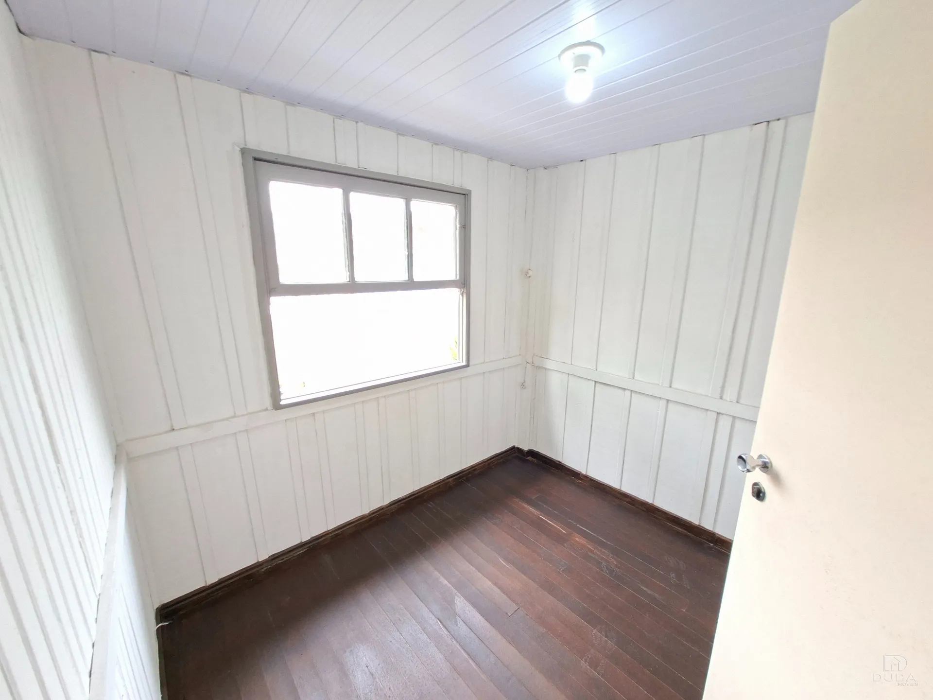 3-bedroom house with a walk-in closet in Florianópolis — photo 14