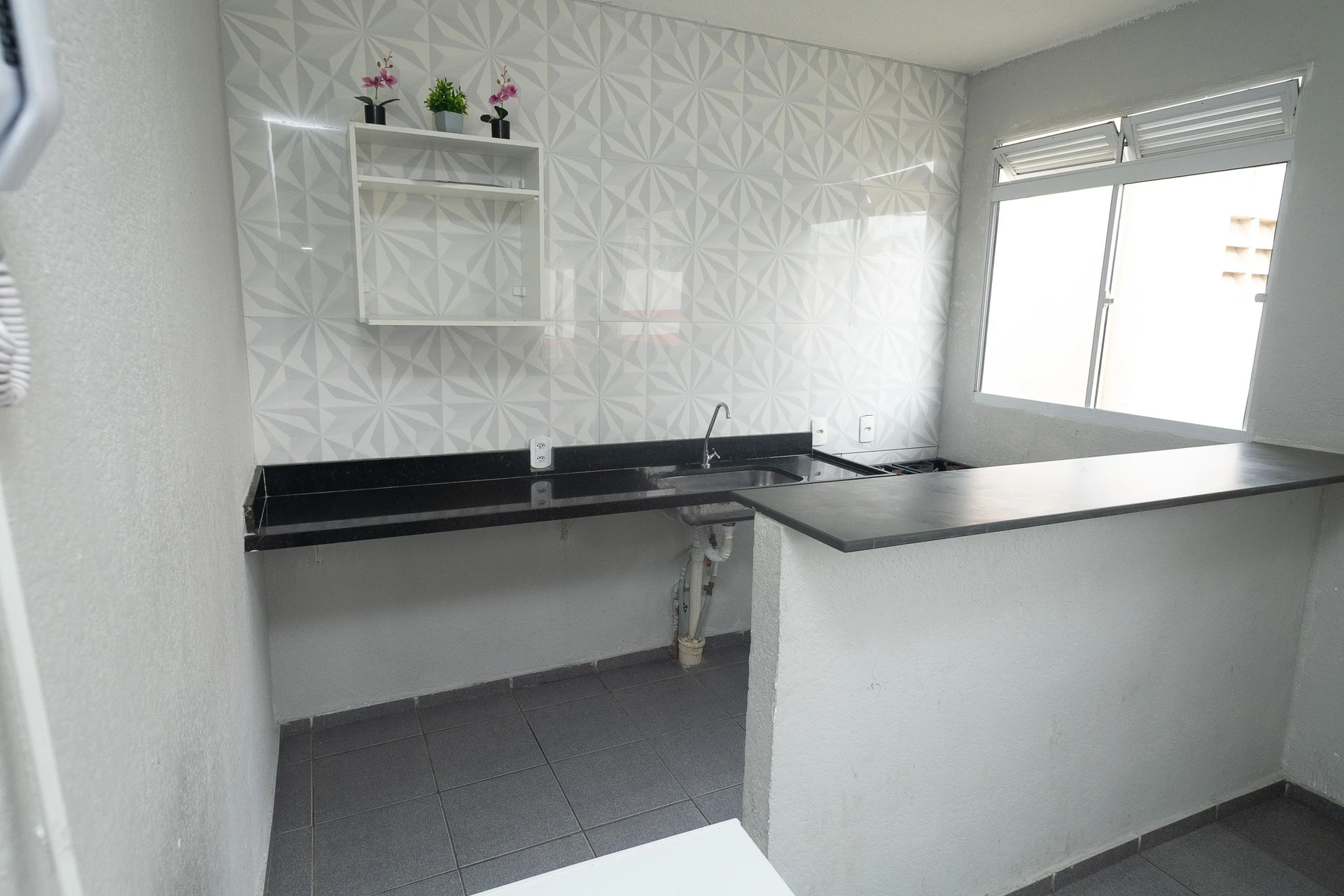 Apartamento sem mobília com 2 quartos e jardim privativo — photo 31