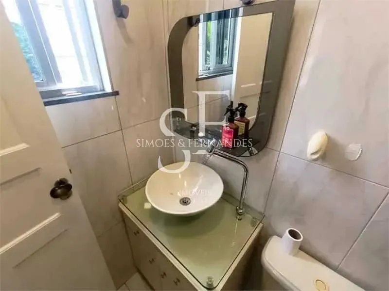 Unfurnished apartment with 3 bedrooms and 3 bathrooms — photo 15