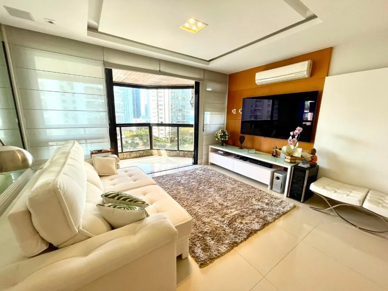 168 m² apartment with an open-plan kitchen and 3 bedrooms — photo 10