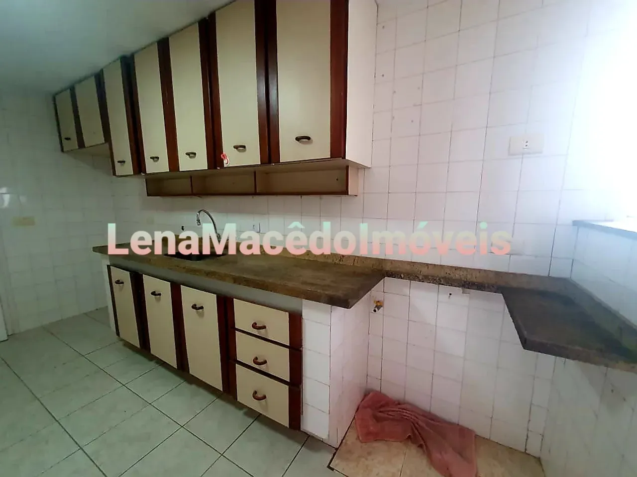 4-bedroom apartment with balcony and 1 parking space — photo 31