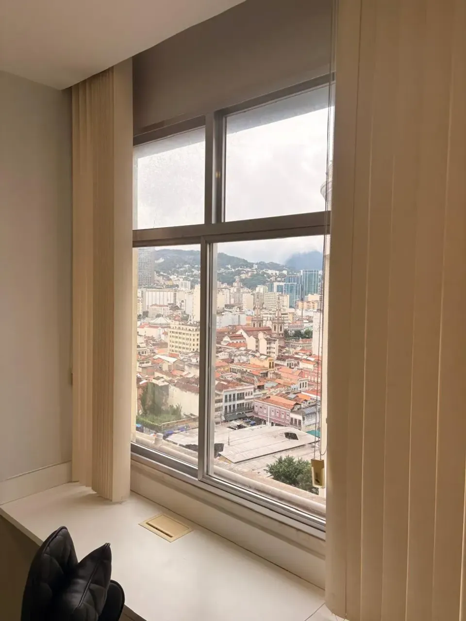 Furnished 1-bedroom apartment of 29 m² with no parking — photo 4
