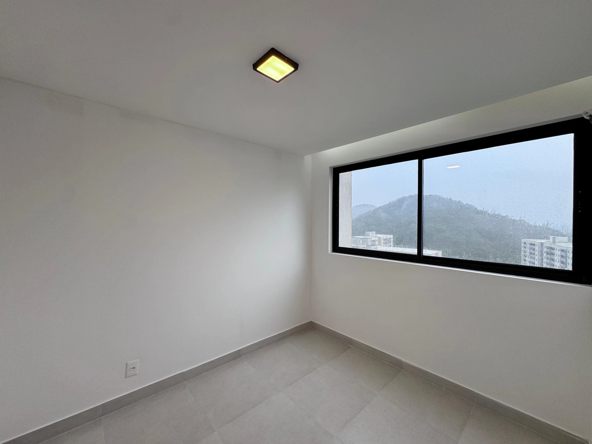 Apartamento amueblado de 3 dormitorios con balcón — photo 74