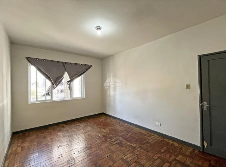 83 m² apartment with a separate kitchen and 2 bedrooms — photo 7