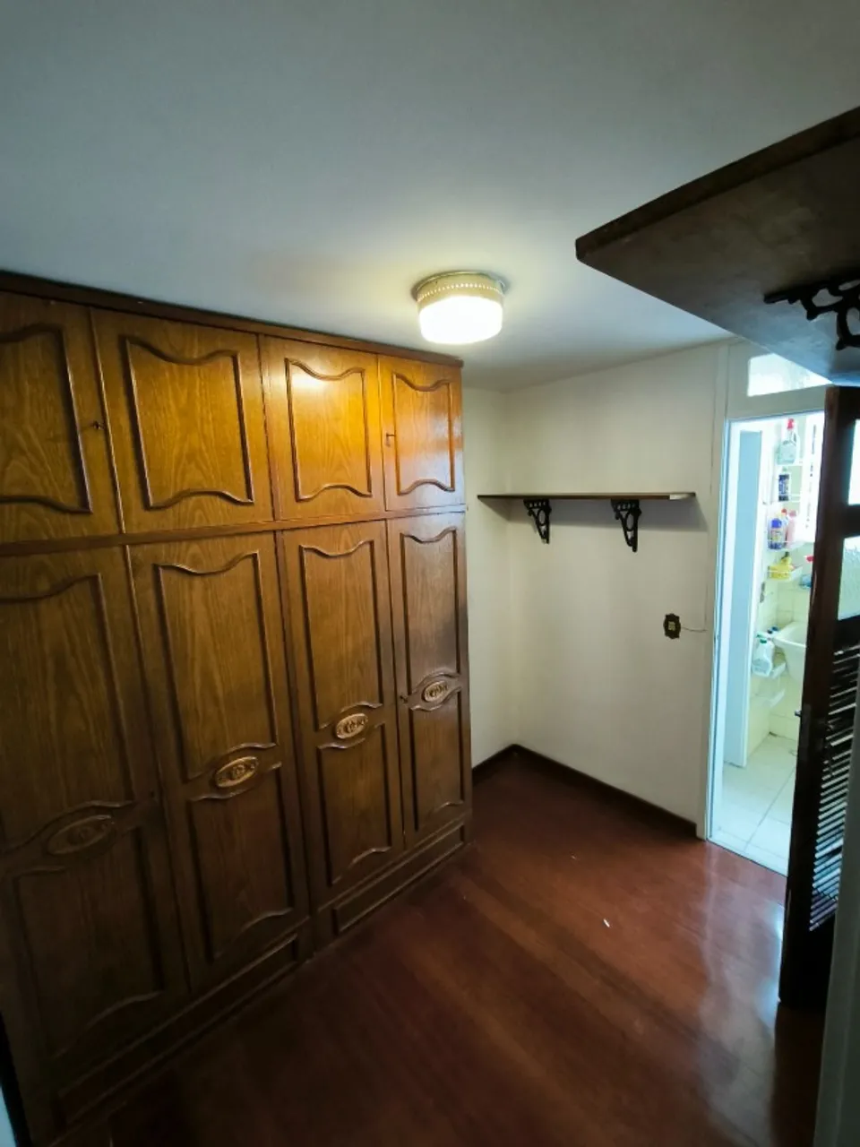 Apartment, 60 m², with wood or laminate floors — photo 3