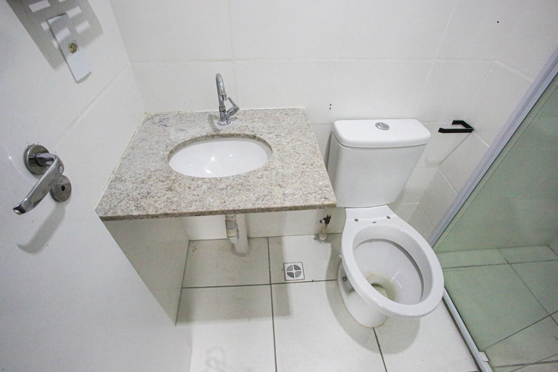 Квартира с 2 спальнями, в доме есть тренажёрный зал — photo 36