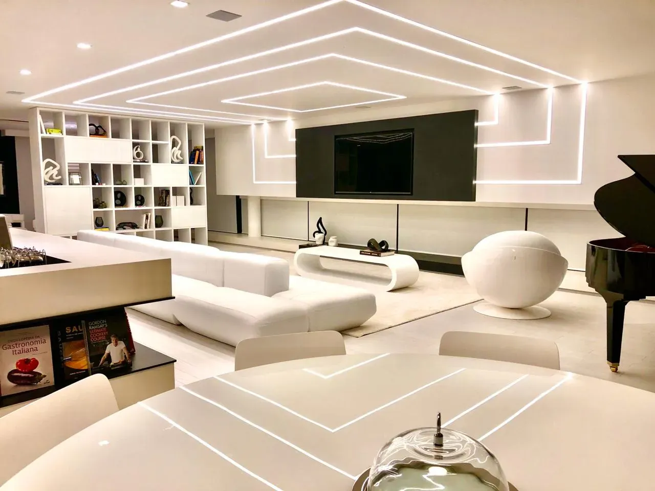 Casa com 1000 m², 6 suítes e piscina ao ar livre — photo 15