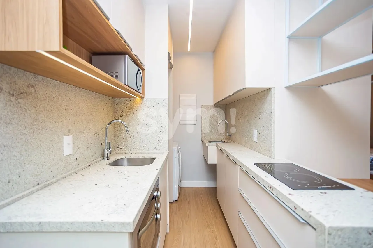 Apartamento de 1 dormitorio con cocina abierta y balcón — photo 5