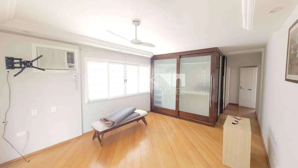 600 m² house with 4 bedrooms and 3 en-suite bathrooms — photo 5