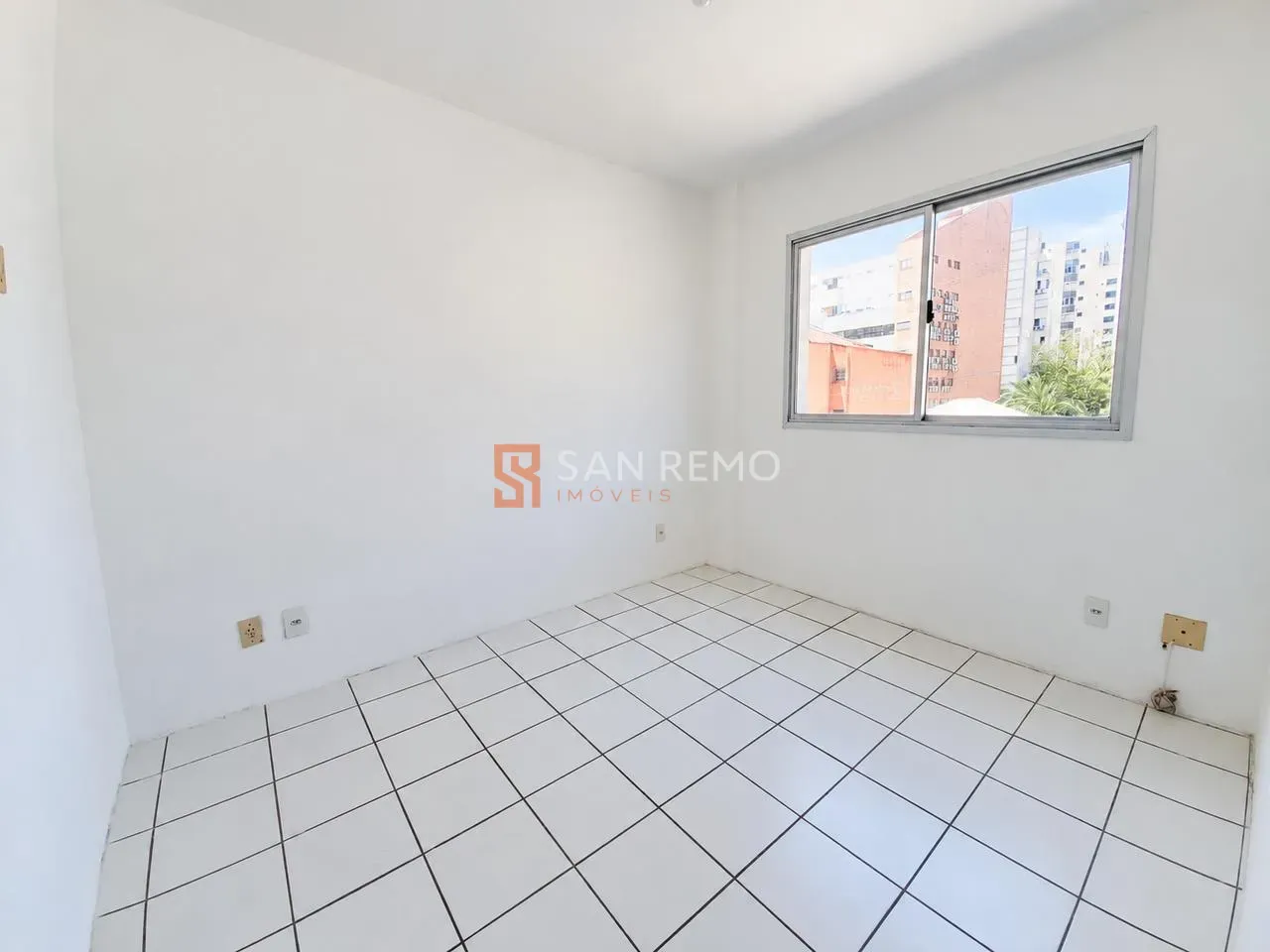 2-bedroom apartment, both with their own bathrooms, 77 m² — photo 13