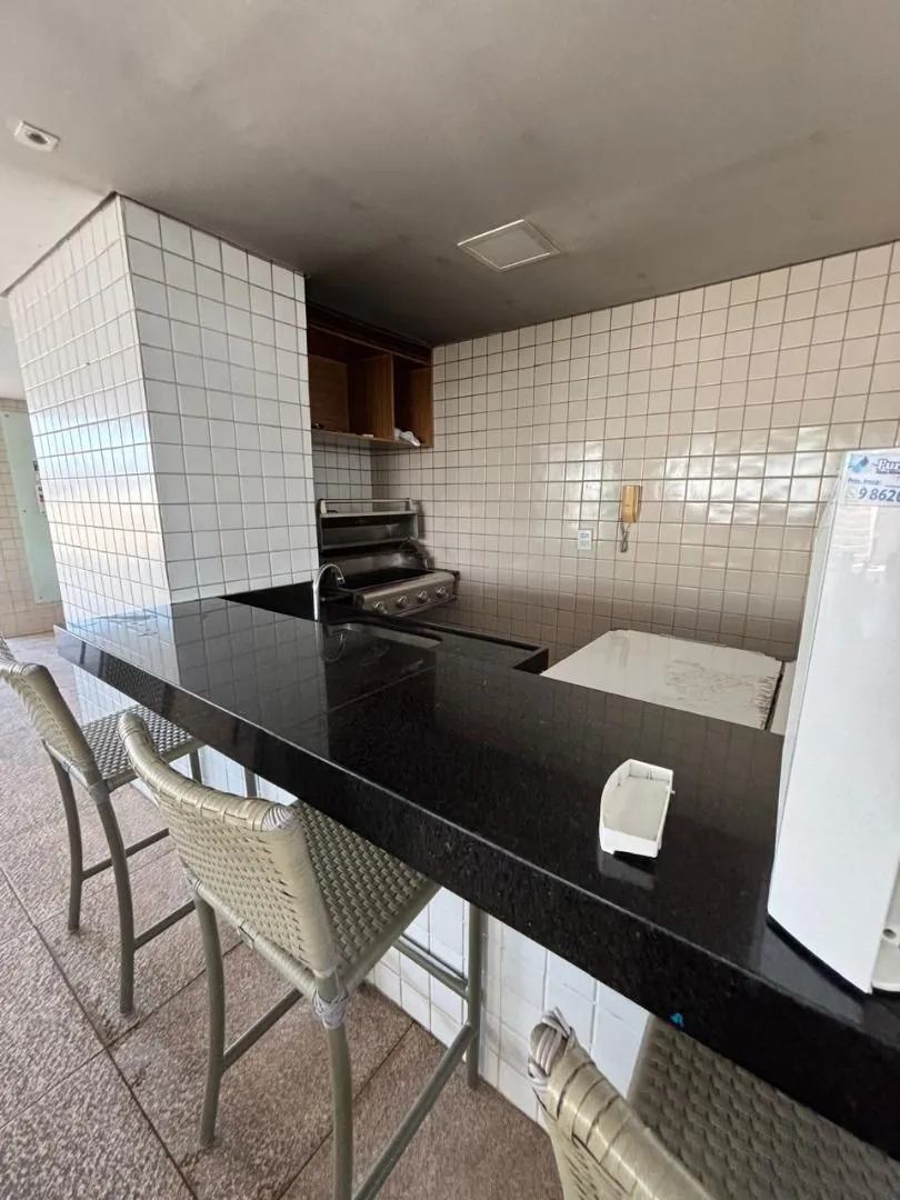 Меблированная квартира с 3 спальнями-сьютами 123 м²