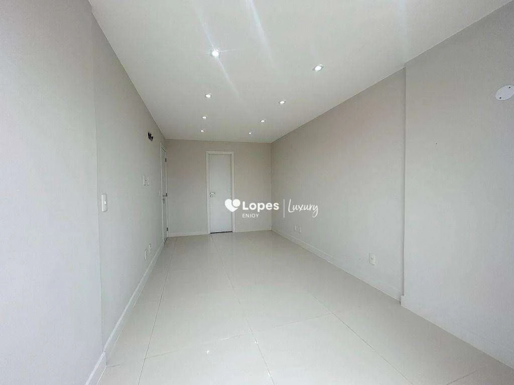 Duplex penthouse with private pool and 316 m² — photo 28