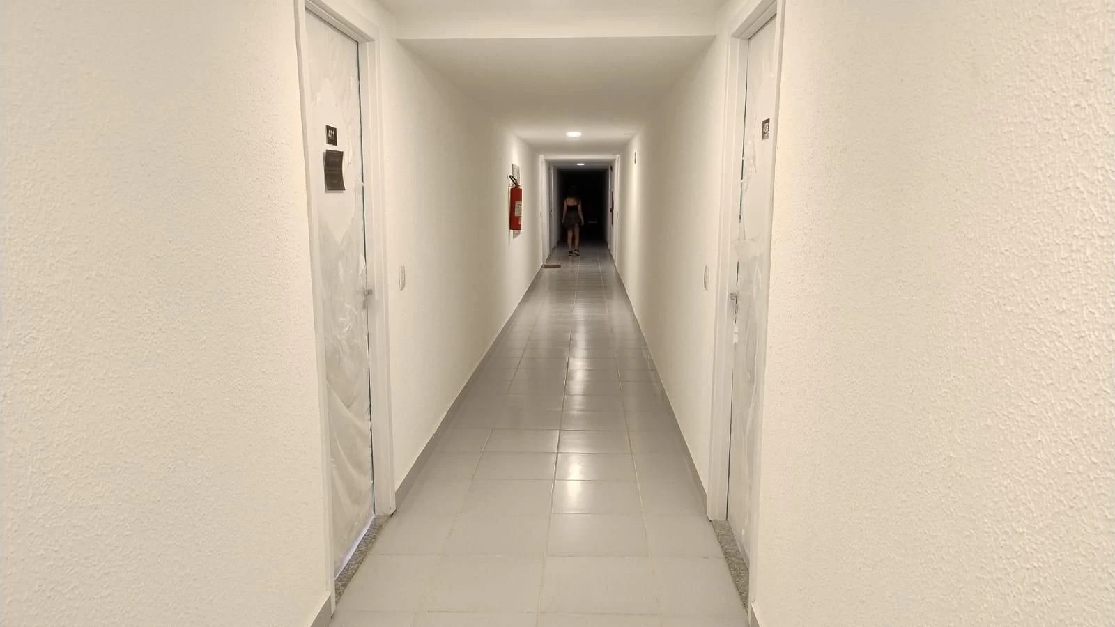 2-bedroom apartment with 1 bathroom and no parking — photo 23