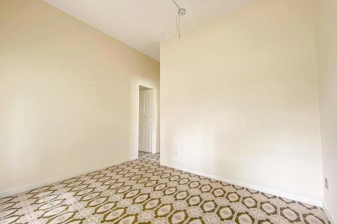 Rental house with 2 bedrooms and 1 bathroom — photo 23