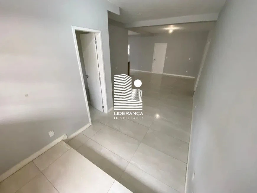 4-bedroom house with private garden and BBQ area — photo 25