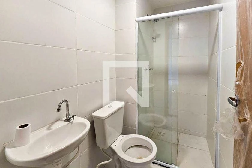 2-bedroom apartment in a building with a pool — photo 33