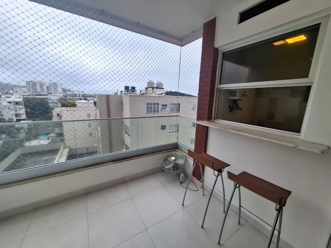 Furnished 35 m² apartment with balcony and 1 bedroom — photo 22