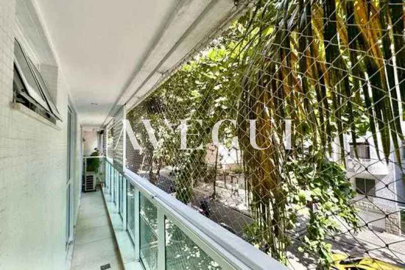4-bedroom apartment with a private BBQ — photo 24