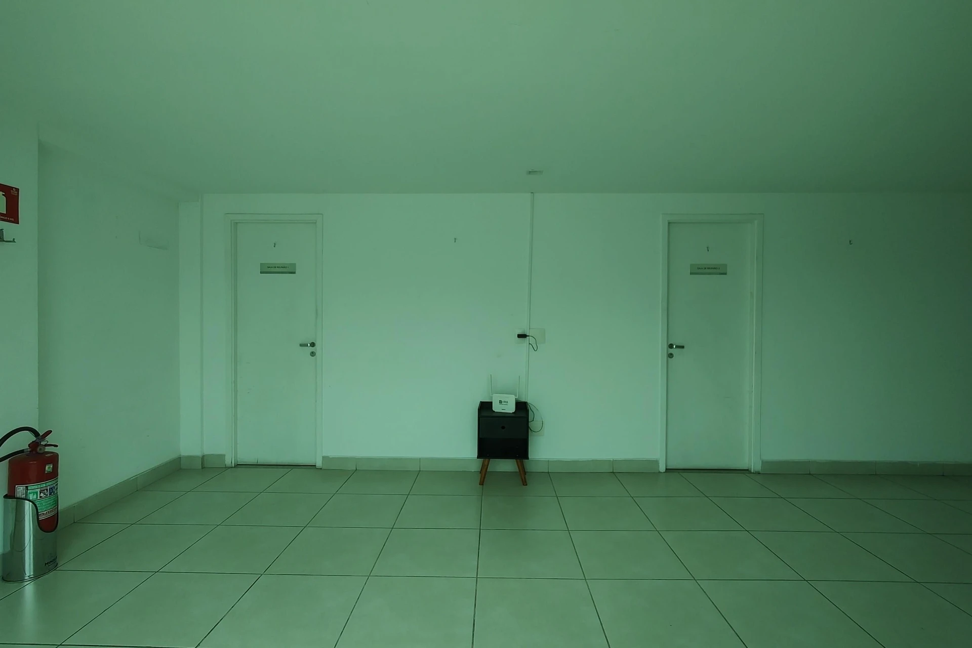1-bedroom apartment with an open-plan kitchen and parking — photo 3