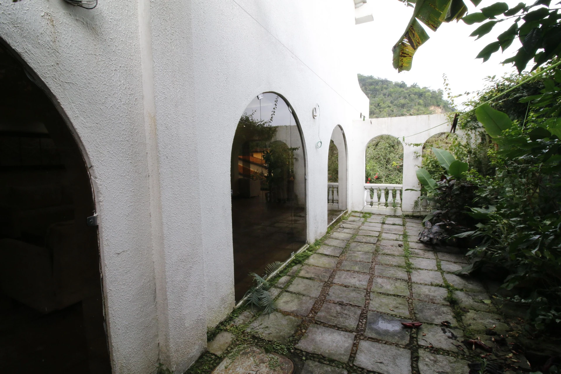 Mountain view in a 3-bedroom house, 460 m² — photo 50