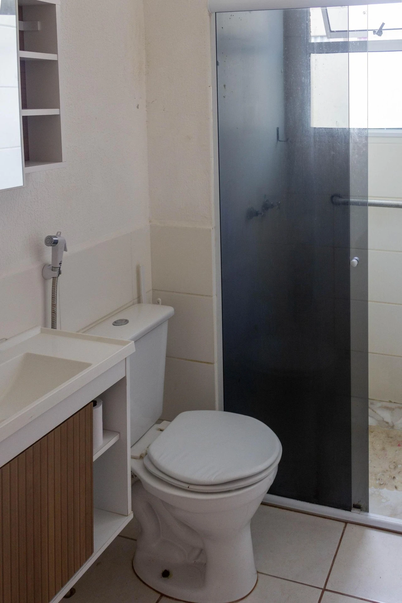 2-bedroom apartment in a building with a gym — photo 25