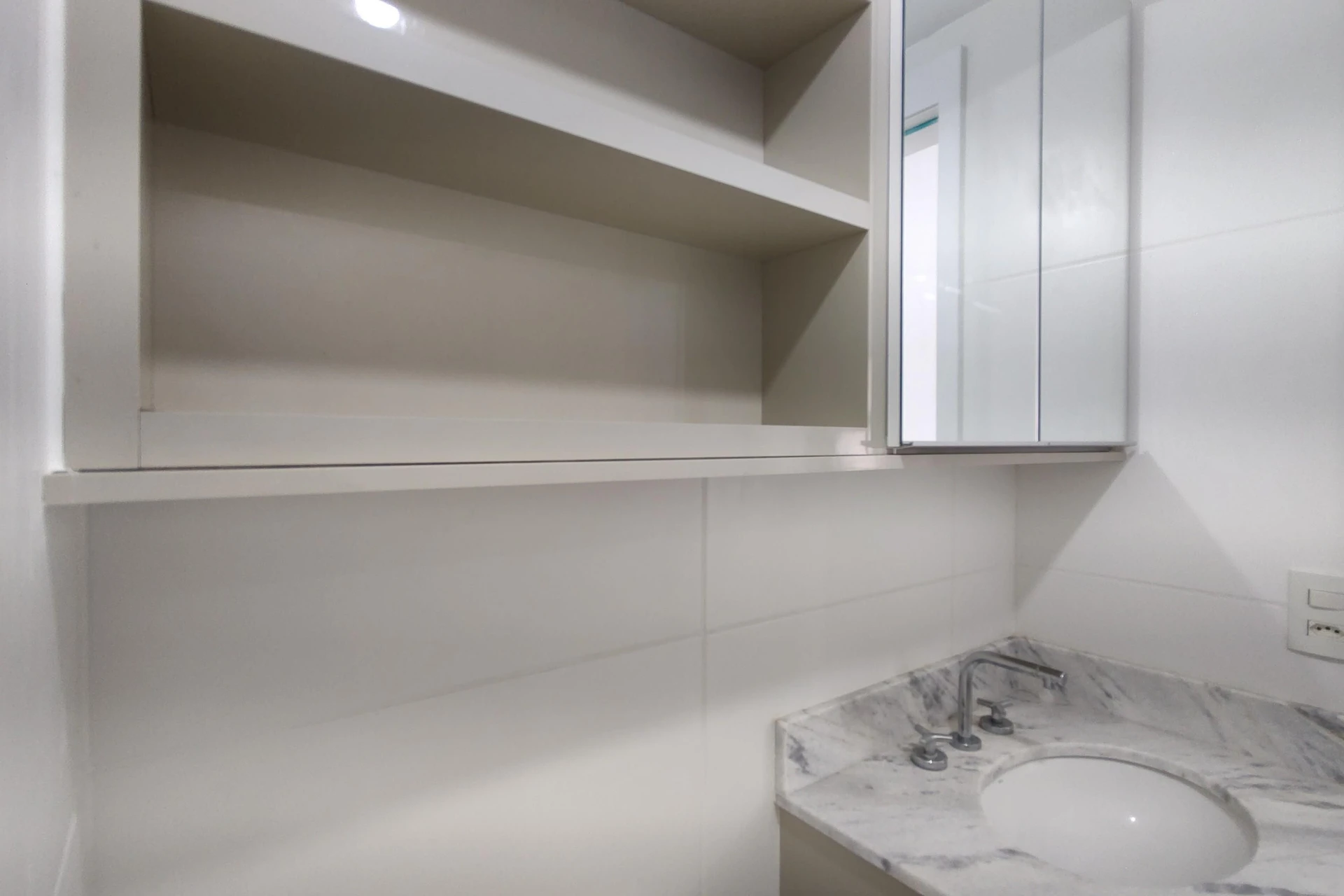Apartamento mobiliado com 3 quartos e varanda — photo 99