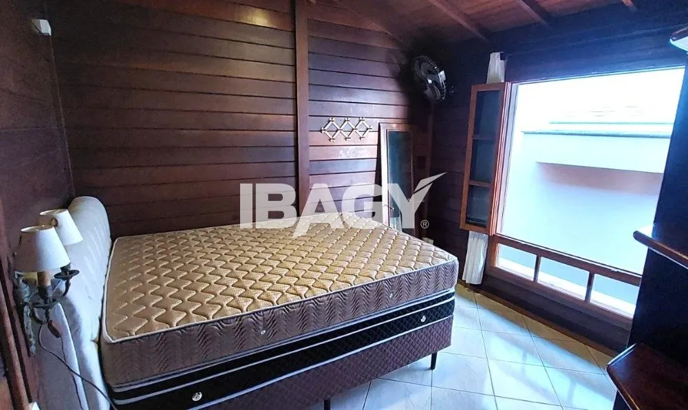 House, 280 m², with a water view — photo 11