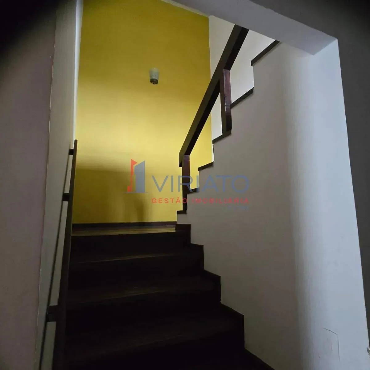 House with 4 bedrooms and a built-in balcony grill — photo 22