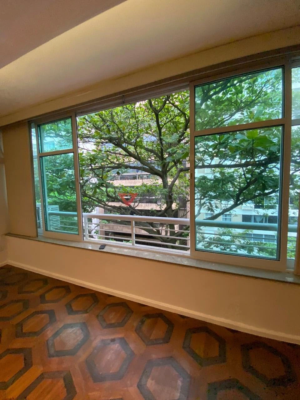Квартира в оренду з 4 спальнями та 210 м² — photo 8