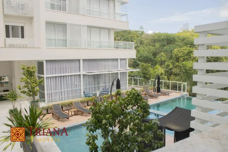 4-bedroom apartment with a water view in Florianópolis — photo 25
