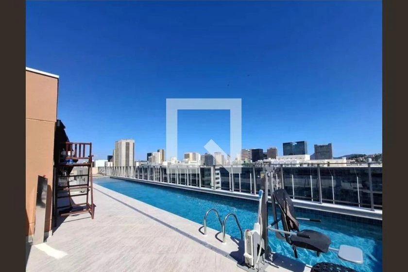 1-bedroom apartment with balcony and 38 m² — photo 4
