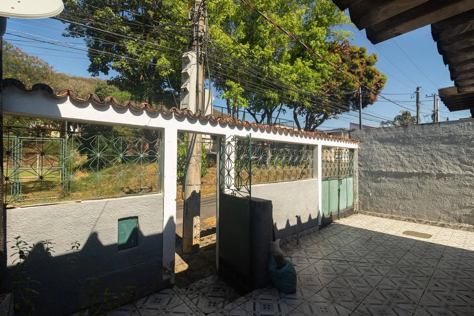 2-bedroom house with a garden — photo 14