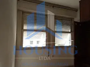 Wood or laminate floors in a one-bedroom apartment, 52 m² — photo 8