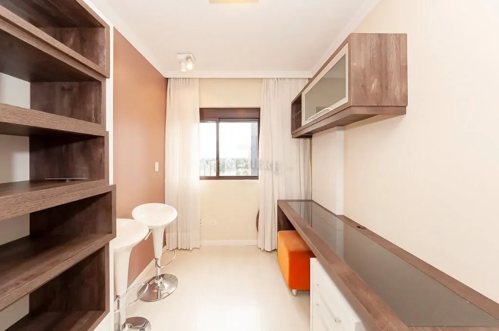 4-bedroom apartment with private barbecue — photo 26