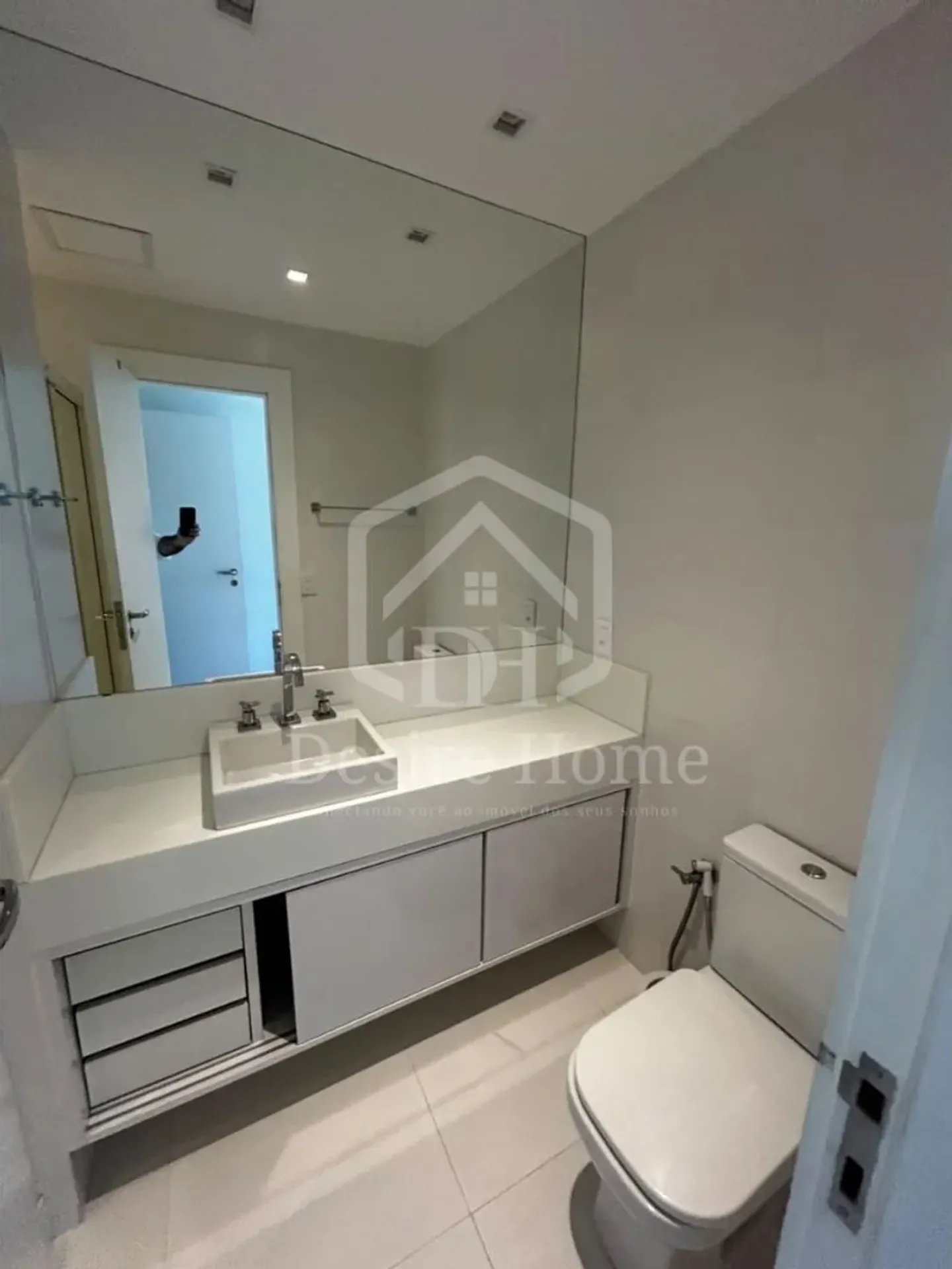 Apartamento mobiliado com 4 suítes e 233 m² — photo 16