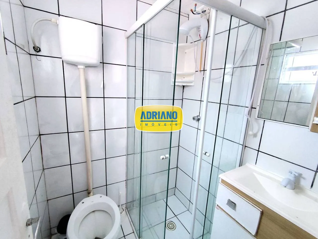 1-bedroom studio 25 m² with gas stove and fridge — photo 9