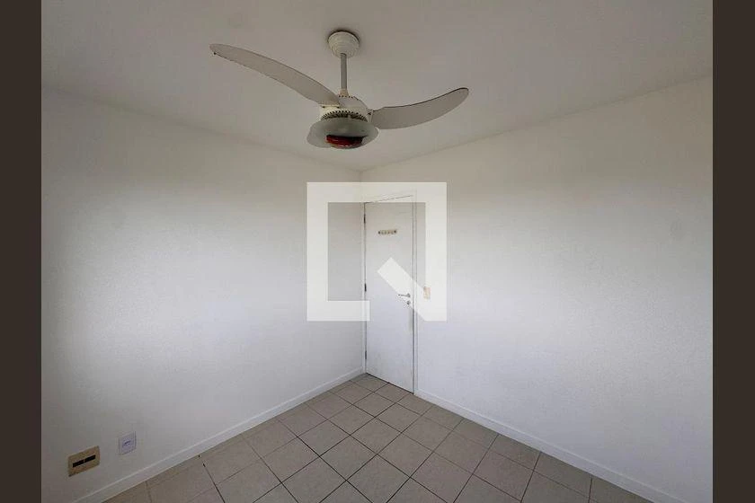 2-bedroom apartment in a building with a gym — photo 21