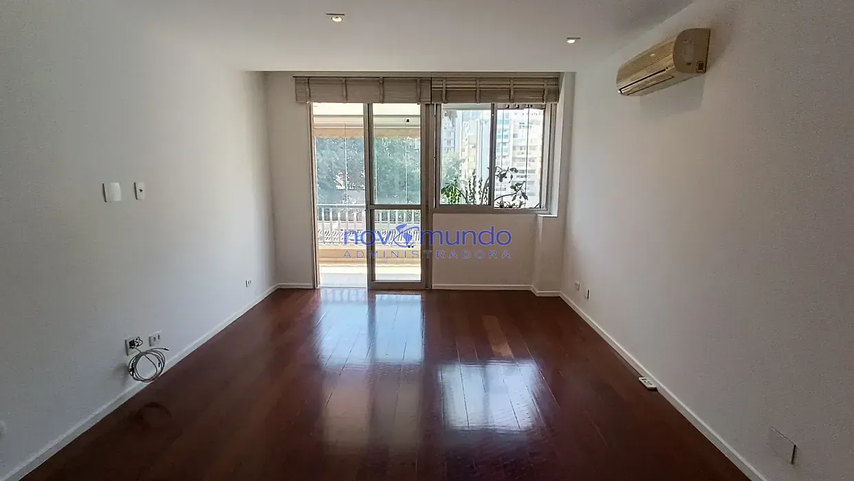 3-bedroom apartment with 4 bathrooms and 2 parking spaces — photo 16