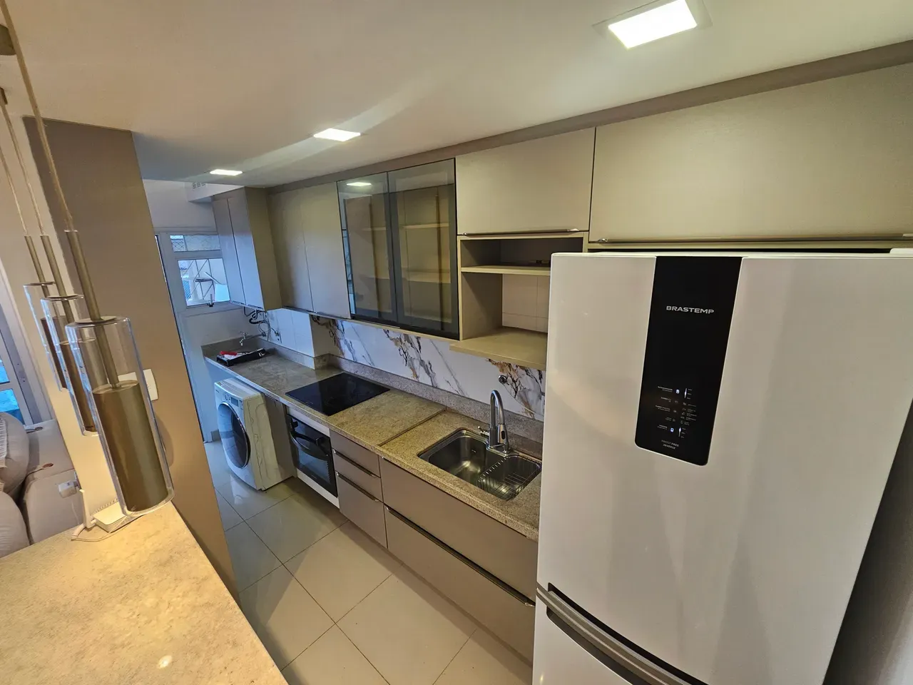 Furnished apartment, 90 m², with a grill on the balcony — photo 2