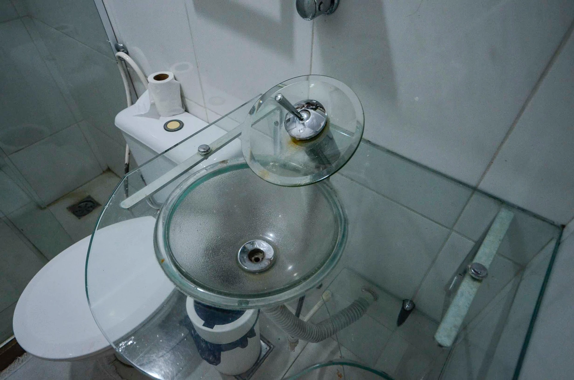 Furnished apartment, 65 m², with a jacuzzi — photo 28