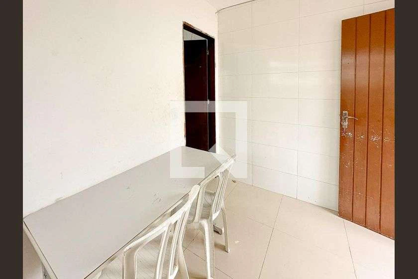 Estudio amueblado con cocina separada y cocina a gas — photo 4