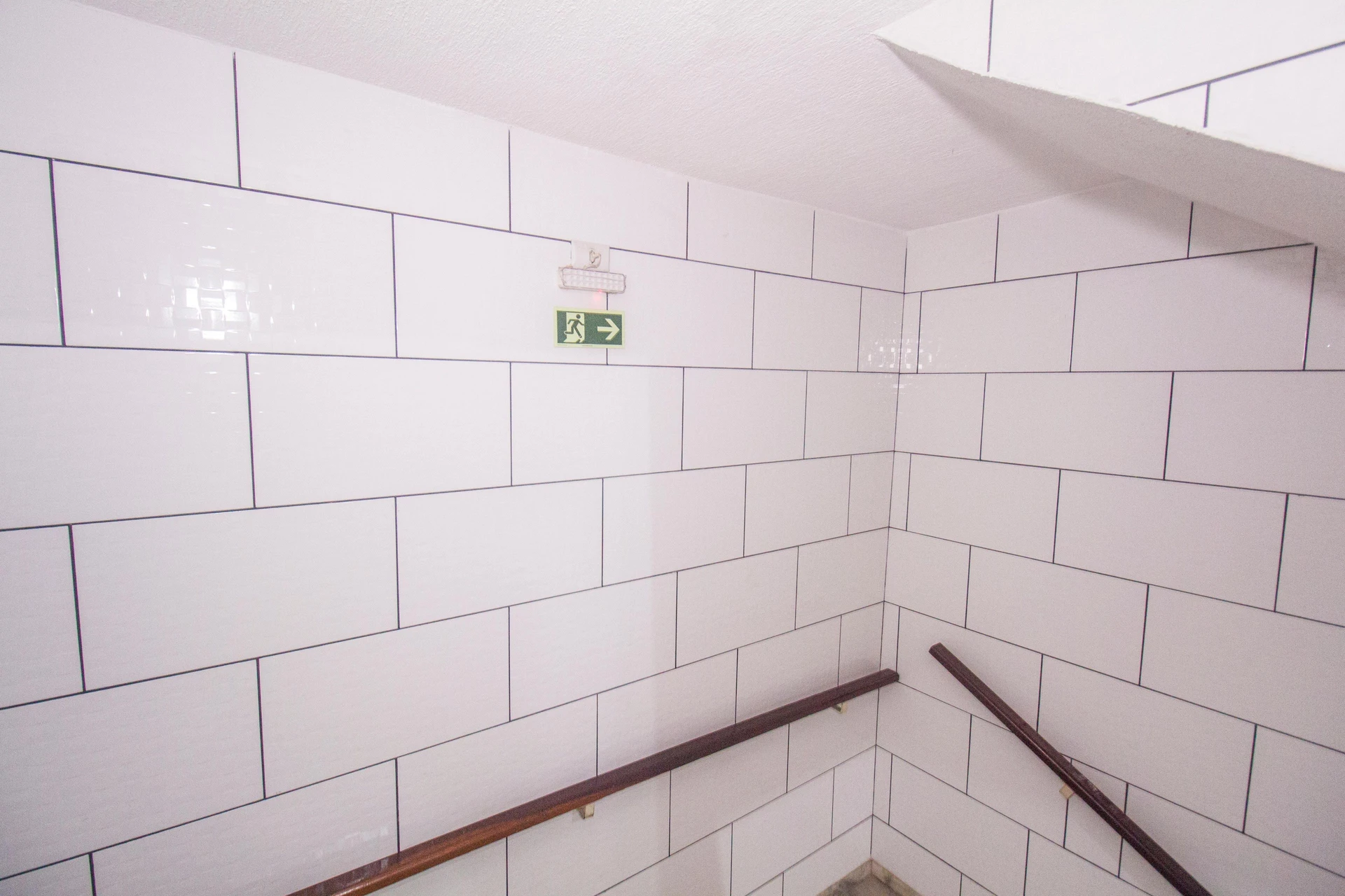 Furnished 2-bedroom apartment with 2 bathrooms — photo 27