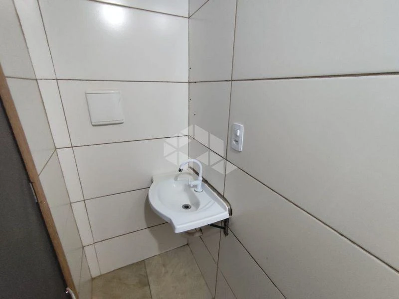 One-bedroom, 40 m² apartment in Florianópolis — photo 21