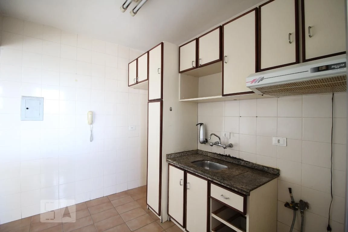 2-bedroom apartment with a home office in Curitiba — photo 8