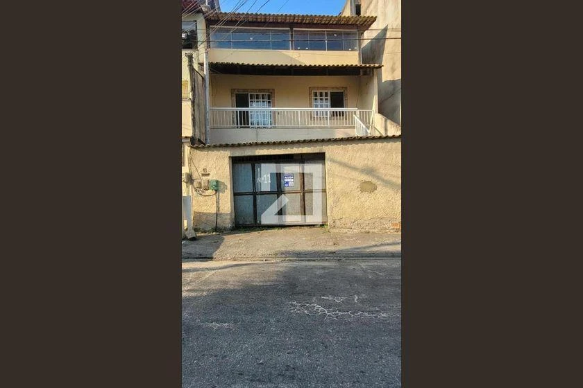 70 m² apartment with 2 bedrooms and a balcony — photo 32