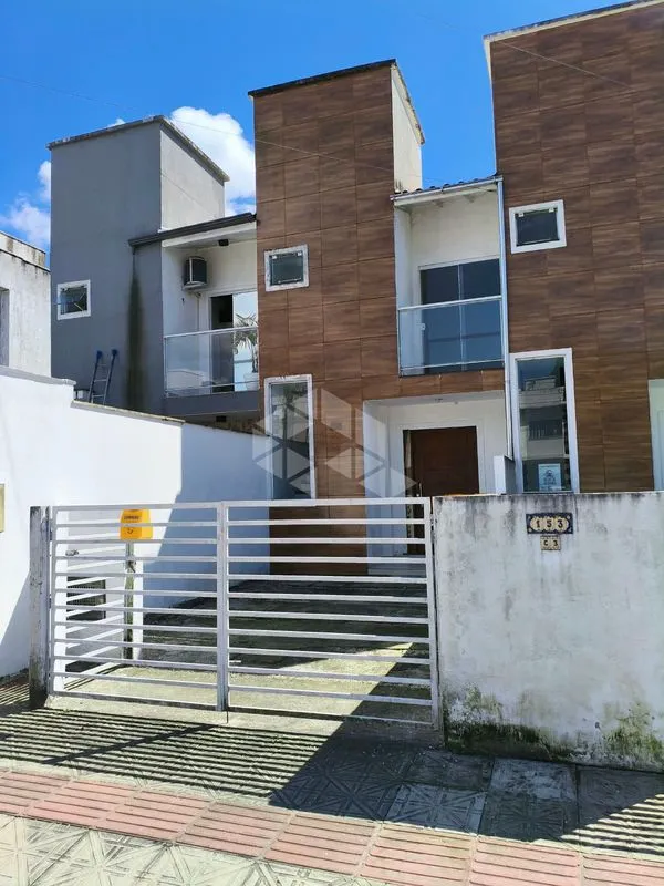 Sobrado de 80 m² com 2 quartos e churrasqueira na varanda — photo 25