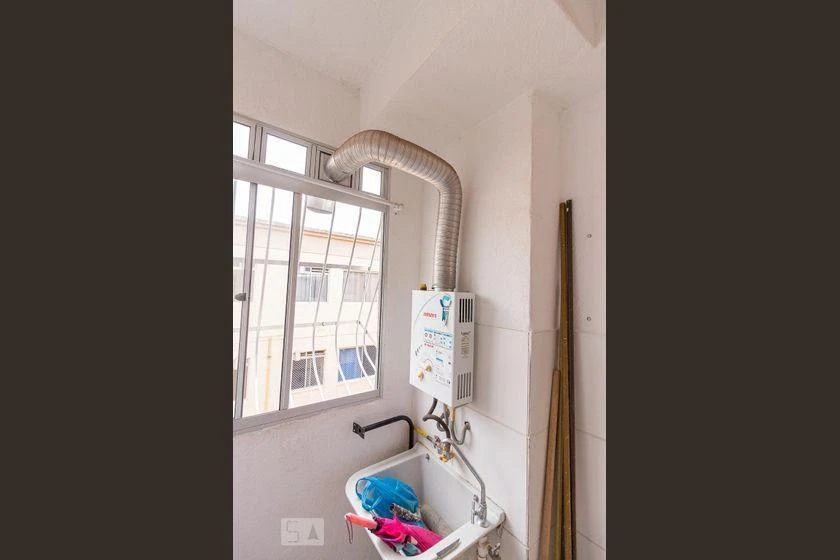 Apartamento sem mobília com cozinha fechada e 2 quartos — photo 53