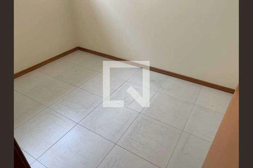 296 m² apartment with 4 bedrooms and 3 parking spots — photo 13
