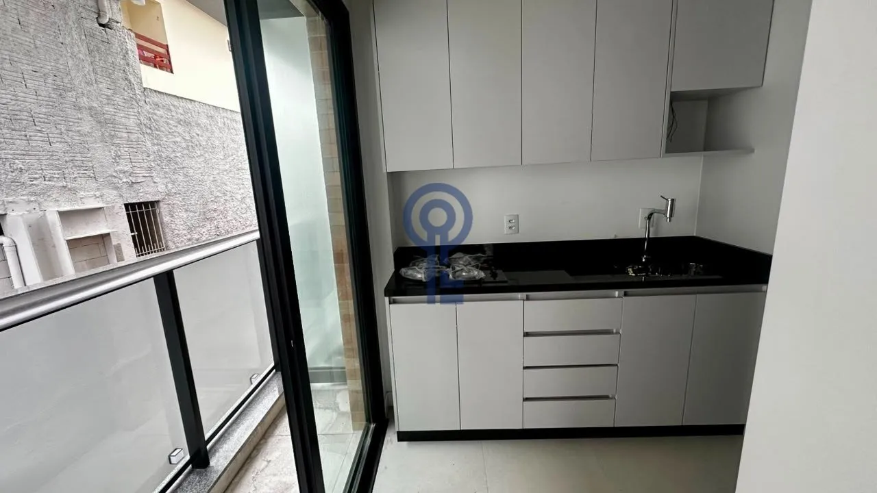 25 m² studio with 1 parking spot, balcony and open-plan kitchen — photo 16