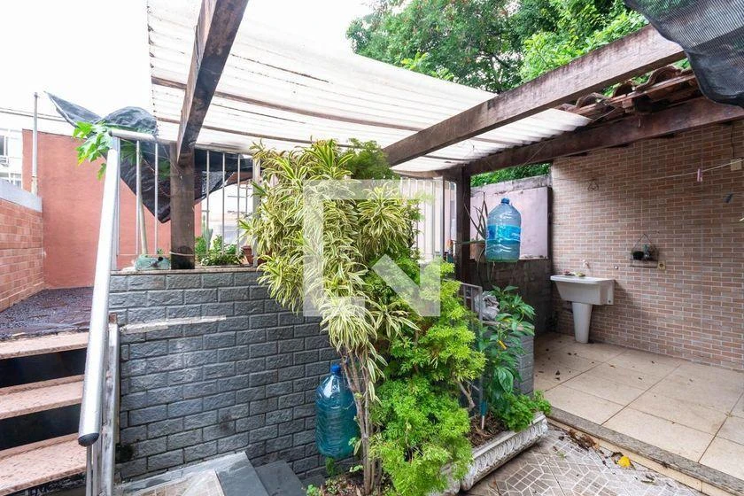 Casa mobiliada com 3 quartos e cozinha a gás — photo 42